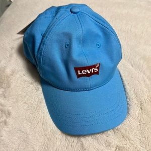 LEVI’S
